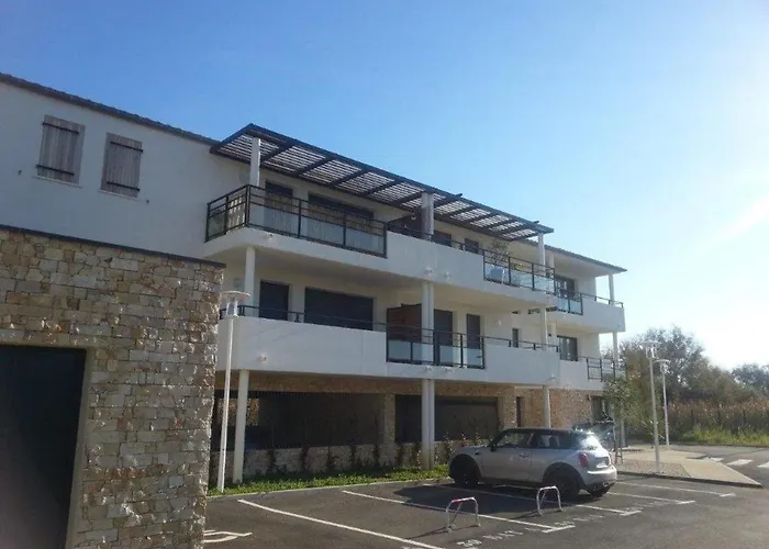 2 Pièces, Terrasse, Parking Privé, Proche Et Centre, Grau-du-roi - Fr-1-250-174 Hébergement de vacances